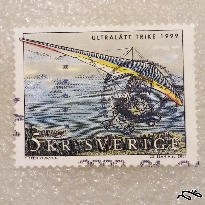 تمبر زیبای باارزش ۲۰۰۱ سوئد . ارور لوگو روی کایت (۹۳)۳